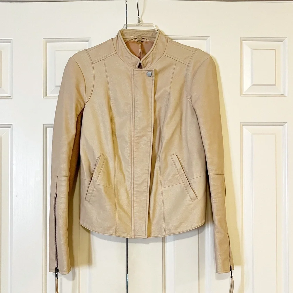 Free People reposhing this